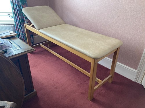 Examination couch used - couch,